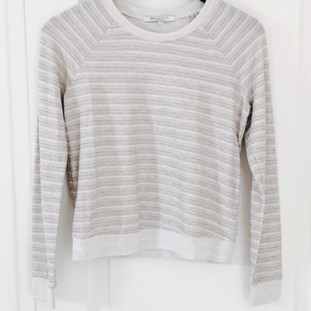NWOT Bella Luxx sweater
